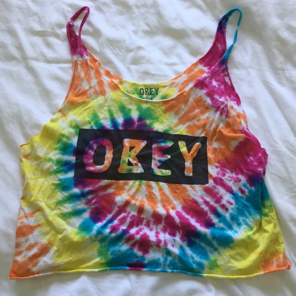 Obey tank